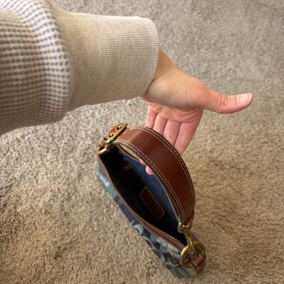 Vintage Coach Denim & Leather Blue Patchwork Pochette Shoulder Hobo Purse - Picture 13 of 16